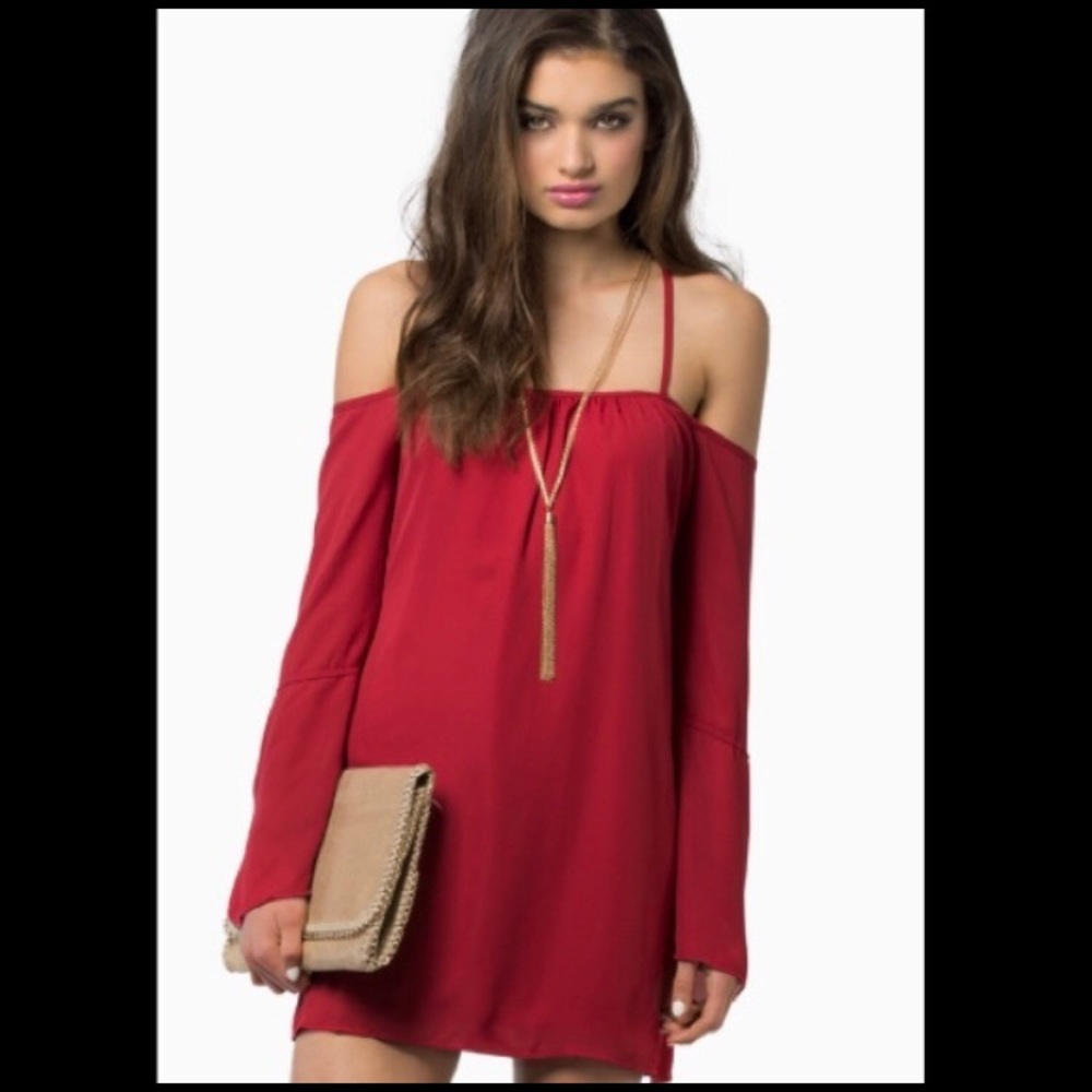 Flowing Coral Dress - Picture 3 of 6
